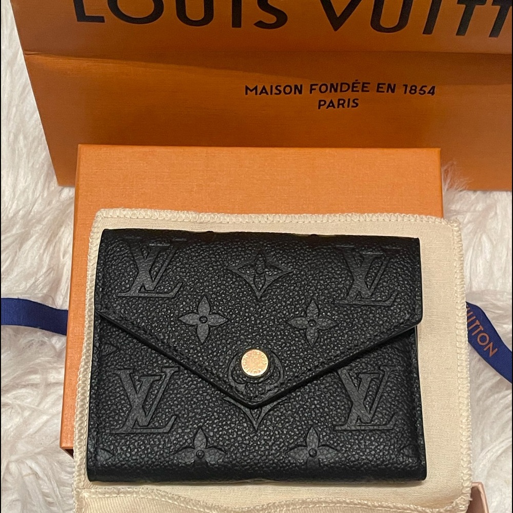 Louis Vuitton Victorine Wallet
